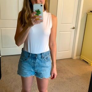 Levi’s women’s 501 original Jean shorts, color: Luxor baked, size 28